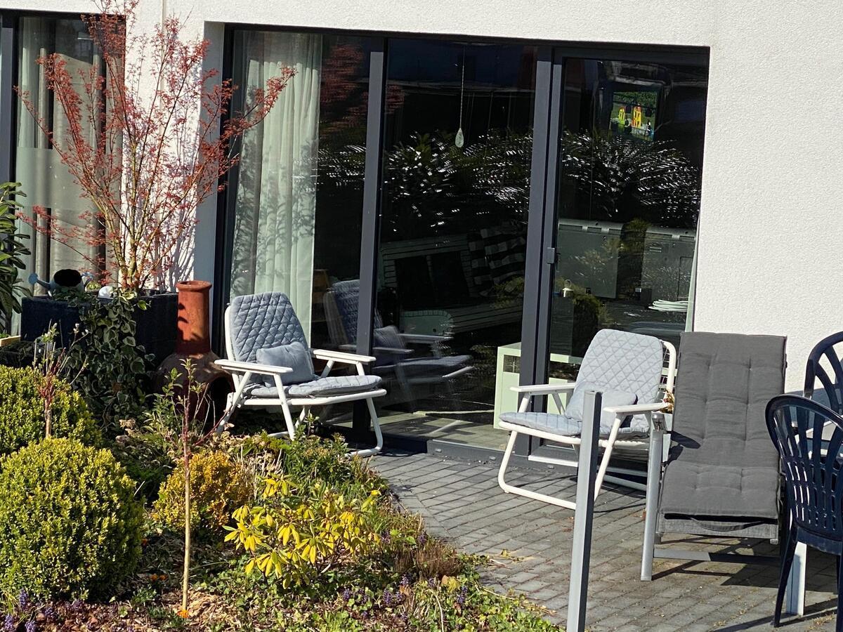Apartment Modernes Doppelhaus In Stadtnah Und Direkt Am Naturschutzgebiet